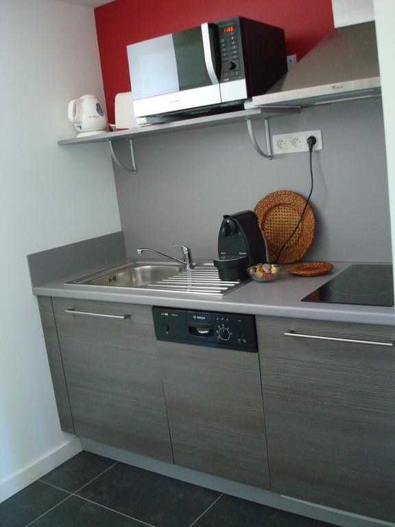 Les Communs Du Manoir Apartment Ecully Room photo